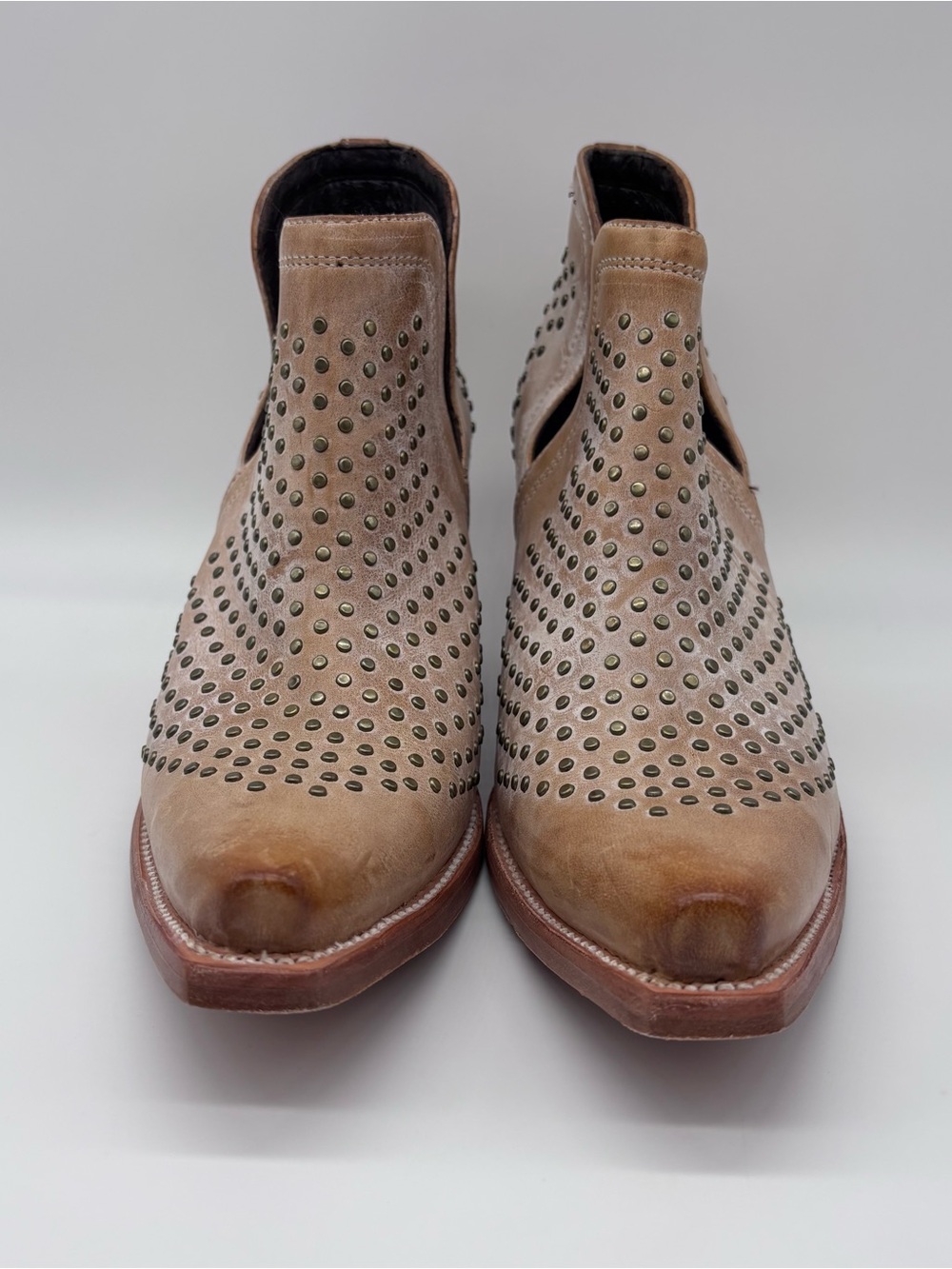 Ariat Dixon Studded Women’s Western Ankle Boots Tan Leather - size 9.5 - Picture 13 of 13
